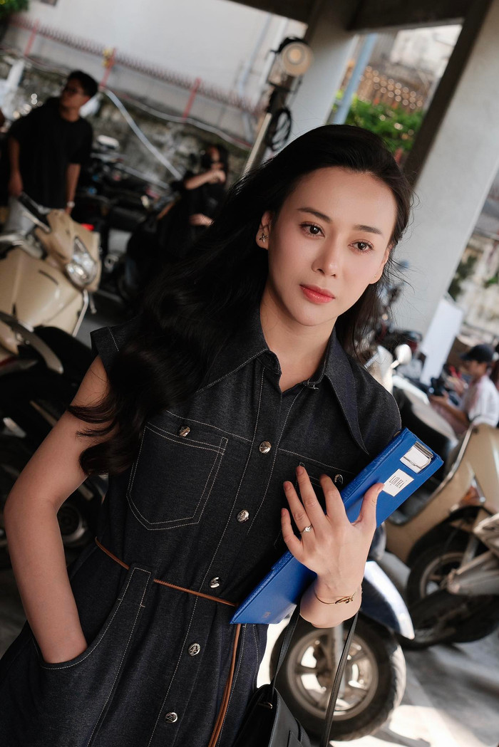 Vào Tết Nguyên đán, Phương Oanh đăng ảnh 2 con, kèm dòng chú thích vỏn vẹn 9 chữ.