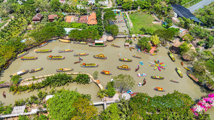 Nét thơ mộng ở Làng du lịch Mỹ Khánh.