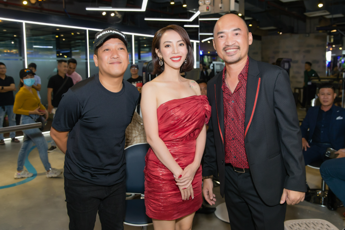 Trường Giang, Thu Trang và Tiến Luật, những nghệ sĩ gắn bó từ sân khấu hài đến điện ảnh