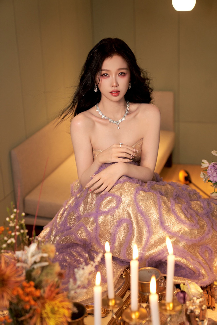 Dự án Thịt Thần Tiên được xem là cơ hội để Ngu Thư Hân thể hiện khả năng diễn xuất của mình.