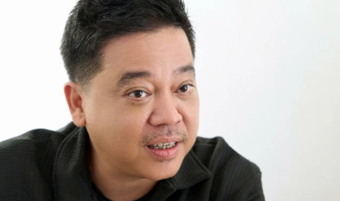 Đạo diễn Lê Thanh Sơn đánh giá cao sự ăn ý và chuyên nghiệp của hai diễn viên (Ảnh: Báo Tiền Phong)