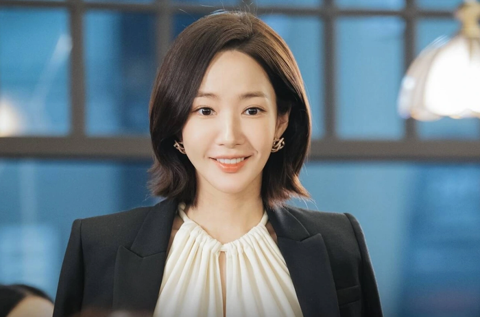 Trước đó, Park Min Young từng gây nhiều sự chú ý bởi liên tục áp dụng chế độ giảm cân khắc nghiệt.