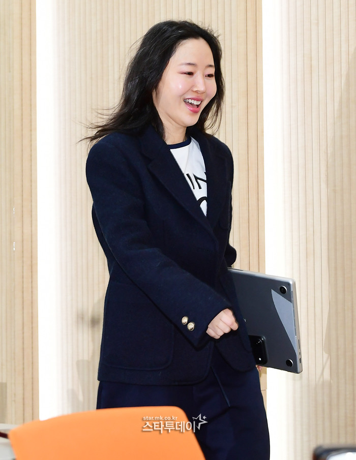 HYBE phản hồi yêu cầu của Min Hee Jin tại họp báo mới Ảnh 1