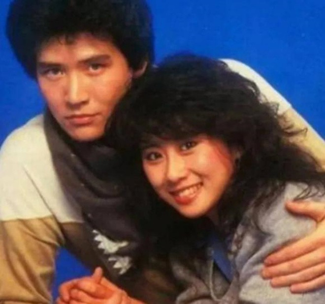 Nữ ca sĩ 'giật chồng' ân nhân giúp đỡ mình rồi làm vợ chính, cái kết 30 năm sau gây bất ngờ Ảnh 2