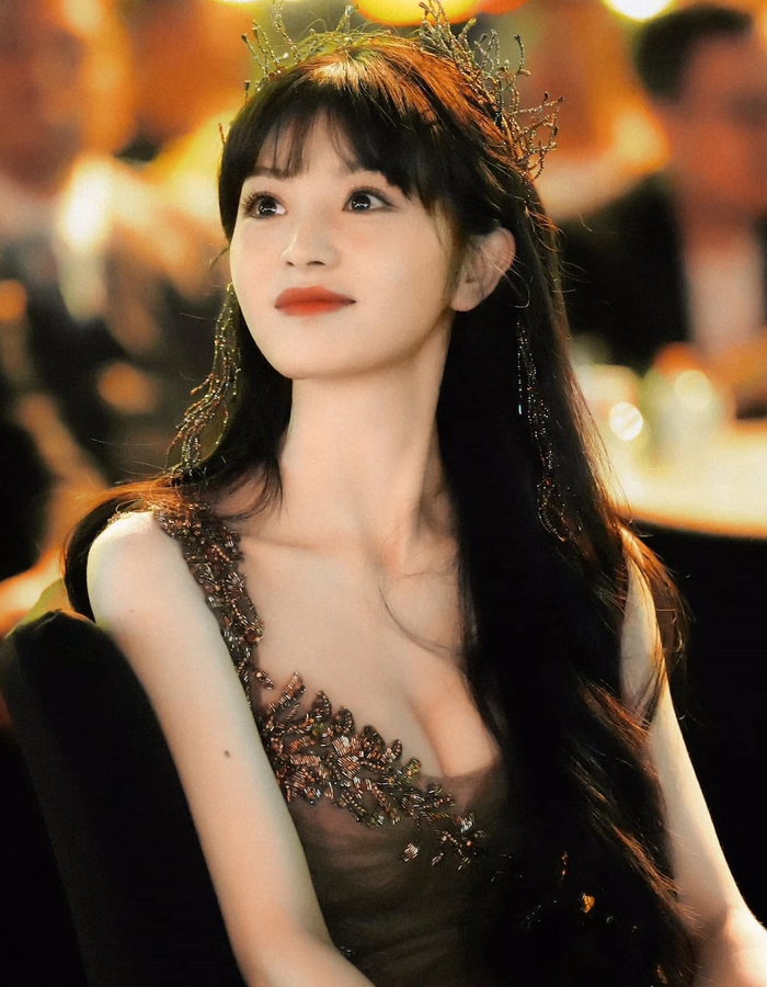 Nữ diễn viên Điền Hi Vi.