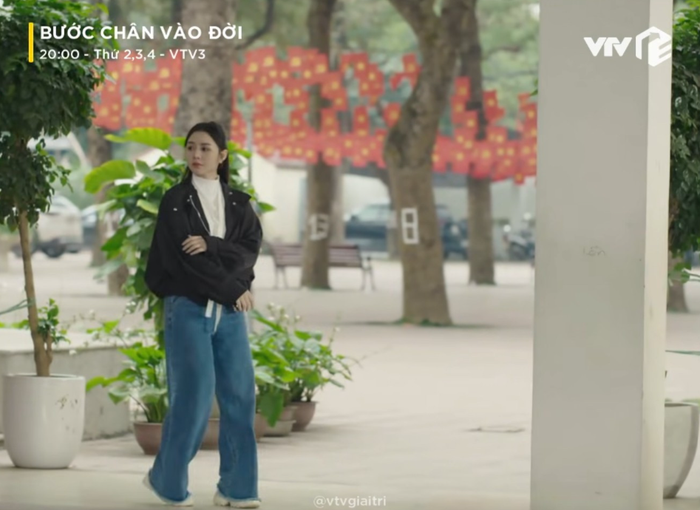 Nhiều ý kiến cho rằng trang phục chưa phù hợp môi trường sư phạm