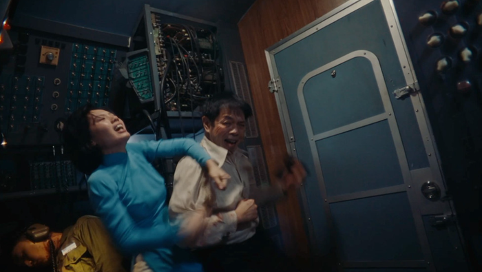 Cảnh cận chiến trong không gian hẹp được truyền thông Mỹ đánh giá cao