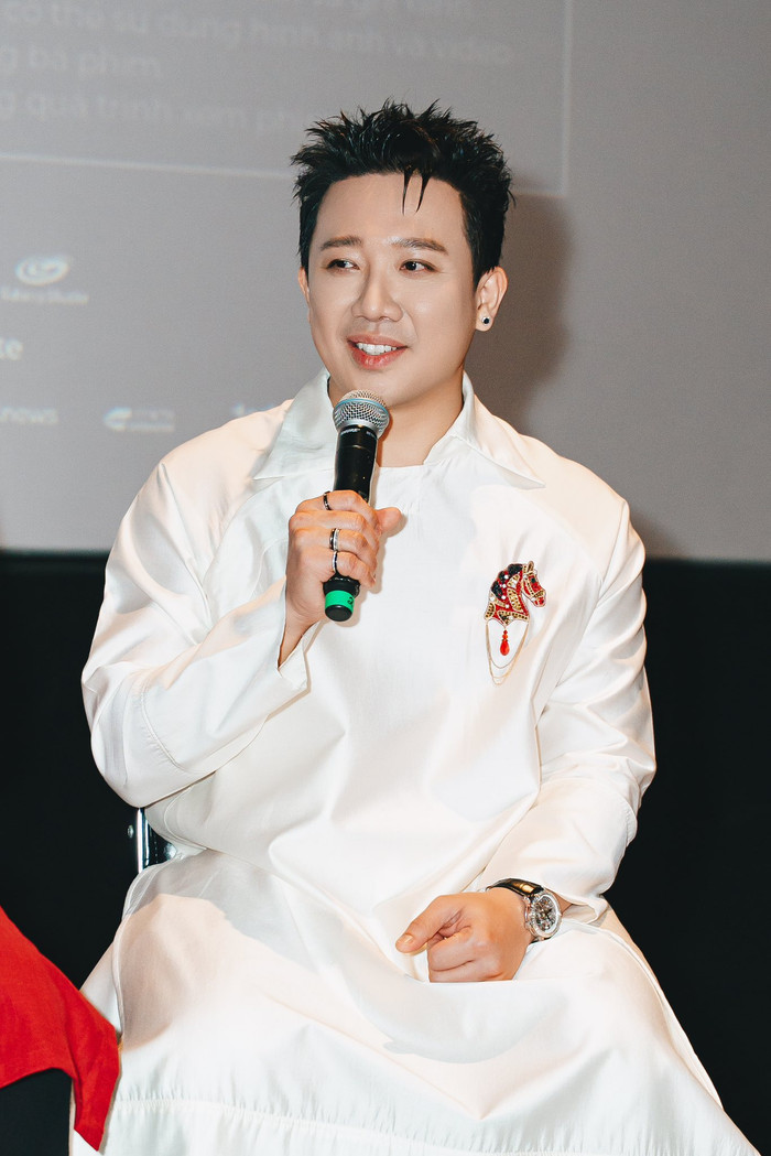 Nam nghệ sĩ có động thái ủng hộ phim Tết của Trường Giang.&nbsp;