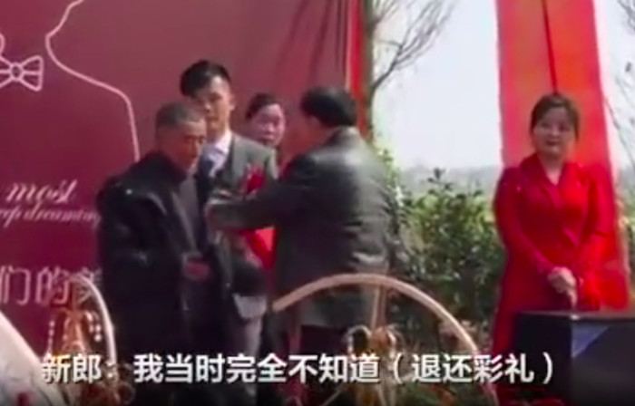 Cha cô dâu trả lại 660 triệu đồng sính lễ cho con rể, tuyên bố khiến cả đám cưới nín lặng Ảnh 4