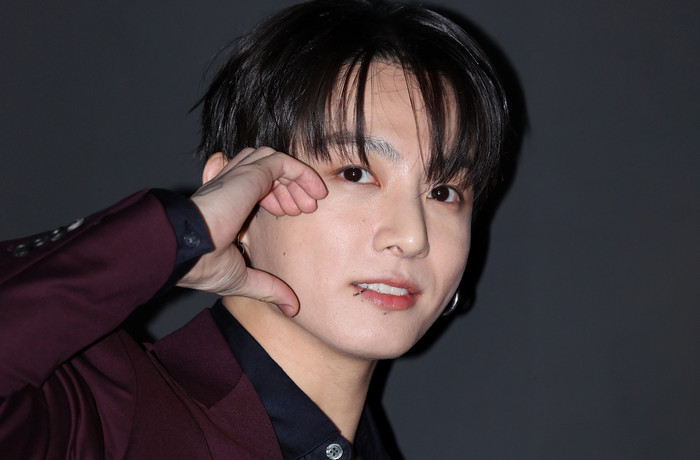 Jungkook tức giận 'đáp trả' khi được người hâm mộ góp ý. Ảnh: Yonhapnews