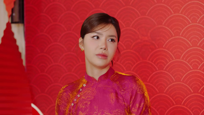 Minh Tú khi tham gia podcast của Lương Thuỳ Linh. Ảnh chụp màn hình