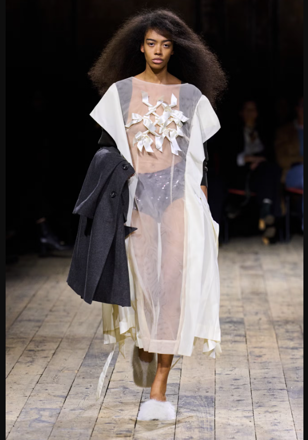 8 xu hướng nổi bật tại Tuần lễ thời trang London 2026 Ảnh 5