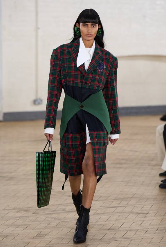 8 xu hướng nổi bật tại Tuần lễ thời trang London 2026 Ảnh 1