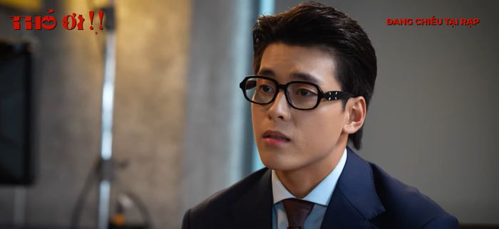 Nhân vật Thế Phong xuất heiejn với vẻ ngoài bóng bẩy, chuẩn “nam thần” vạn người mê.