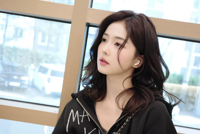 Phía phòng làm việc của Bach Lộc đã có động thái cứng rắn khi nữ diễn viên bị fan cuồng quấy rối. Ảnh: Weibo