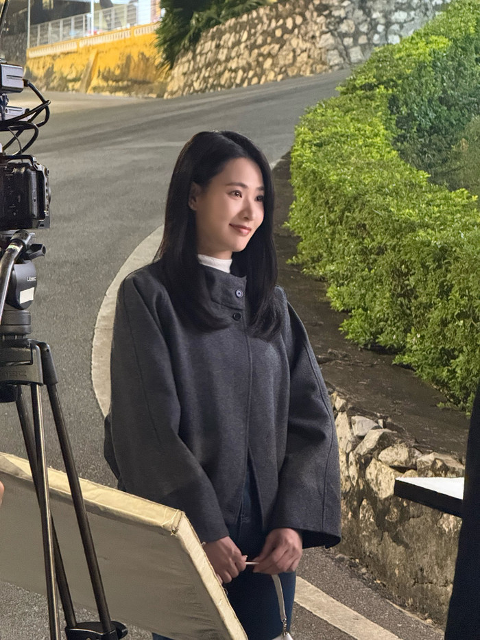 Cách xử lý lời thoại của Minh Trang bị một bộ phận khán giả đánh giá là đều giọng, thiếu nhấn nhá cảm xúc (Ảnh: FBNV).