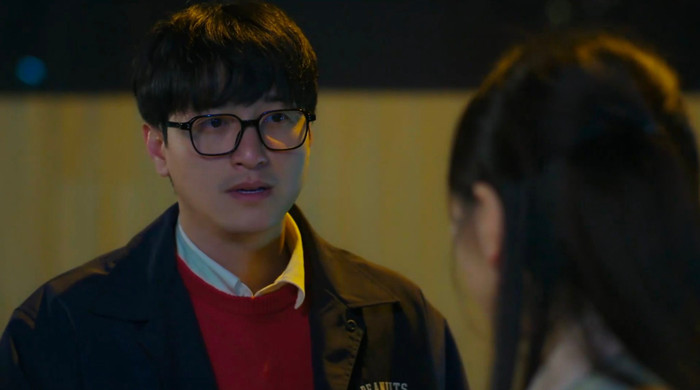 Giọng hát của Huỳnh Anh trong phim gây ra tranh cãi dữ dội trên các nền tảng.