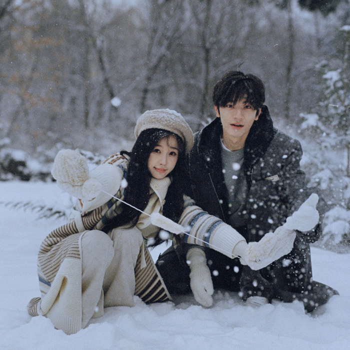 Phim Suỵt, Nhà Vua Đang Ngủ Đông.