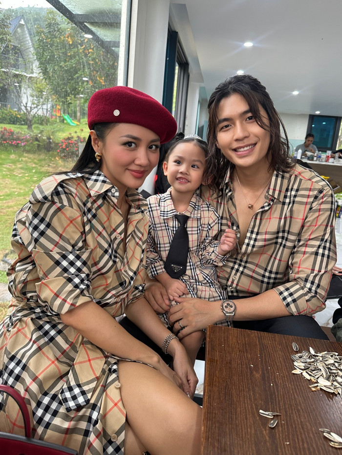 Ca sĩ Văn Mai Hương xuất hiện với diện mạo chỉn chu trong Thỏ Ơi!!. Ảnh: FBNV