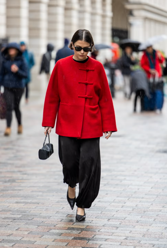 Phối đồ theo phong cách đường phố tại Tuần lễ thời trang London Ảnh 1