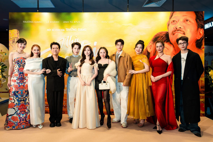 Hoà Minzy tại buổi ra mắt phim Nhà Ba Tôi Một Phòng. - Ảnh: NSX