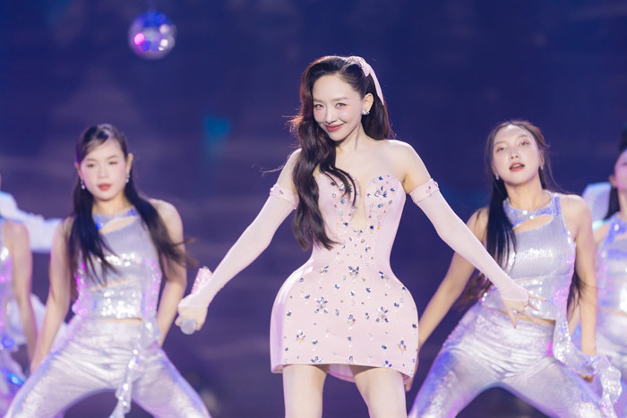 Nhan sắc của Tóc Tiên được nhận xét ngày càng thăng hạng rõ rệt. Ảnh: FBNV