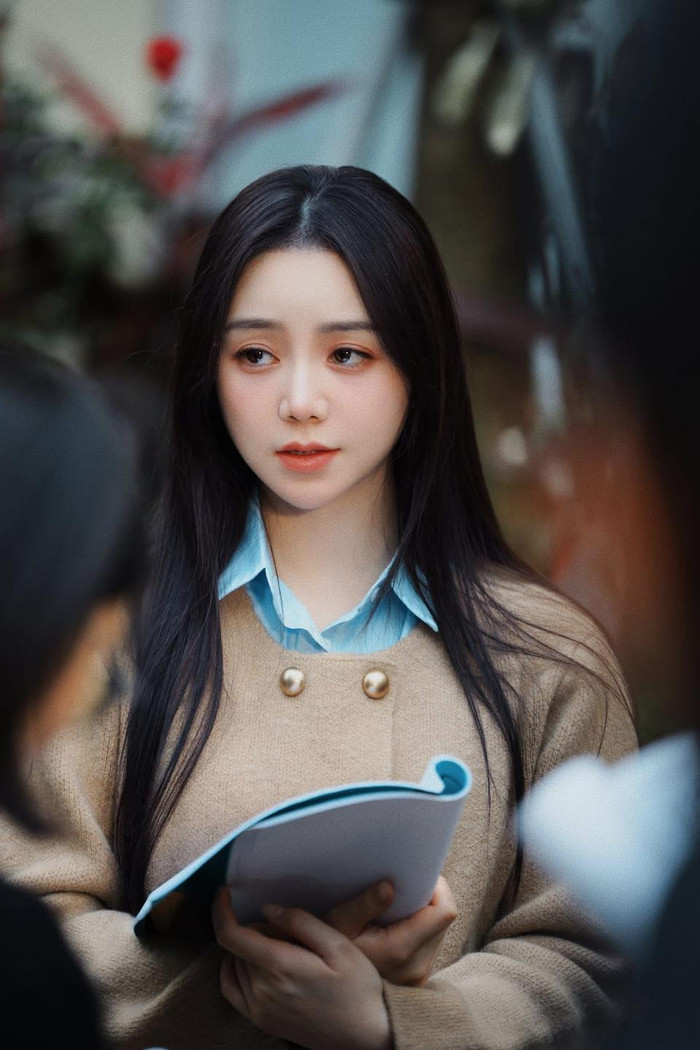 Quỳnh Kool vừa trở lại màn ảnh nhỏ với bộ phim Bước Chân Vào Đời (Ảnh: FBNV).