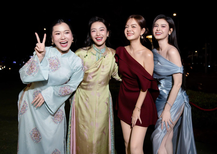 Phạm Quỳnh Anh sở hữu mối quan hệ rộng rãi ở trong giới showbiz. Ảnh: FBNV