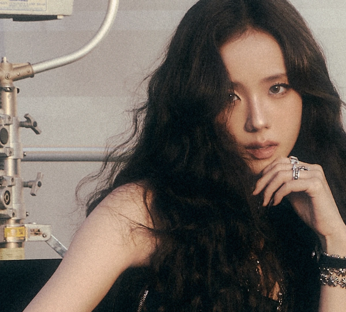 Jisoo nói chuyện chia tay bạn trai gây xôn xao Ảnh 2