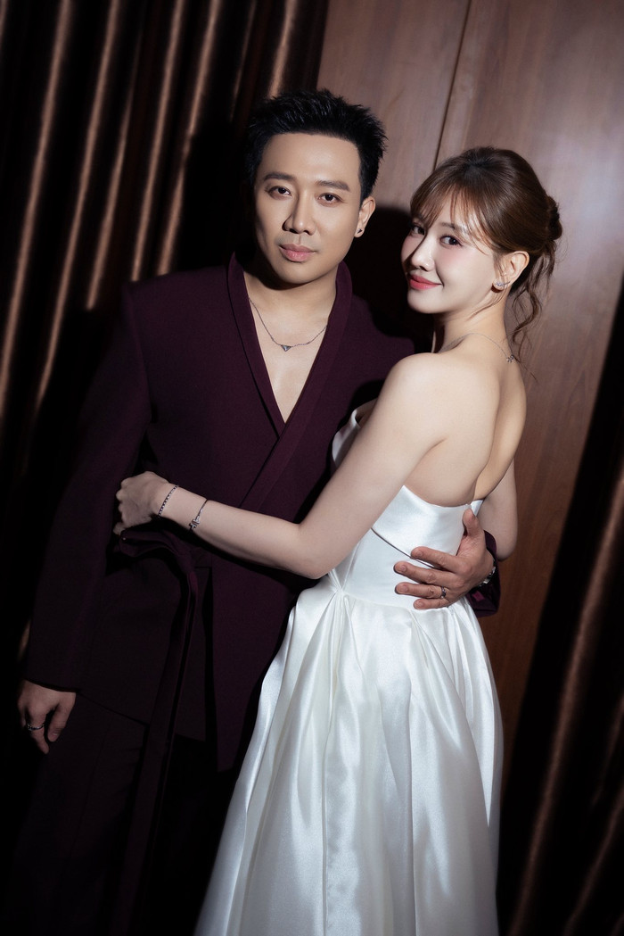 Hari Won chia sẻ khoảnh khắc tình từ bên Trấn Thành.