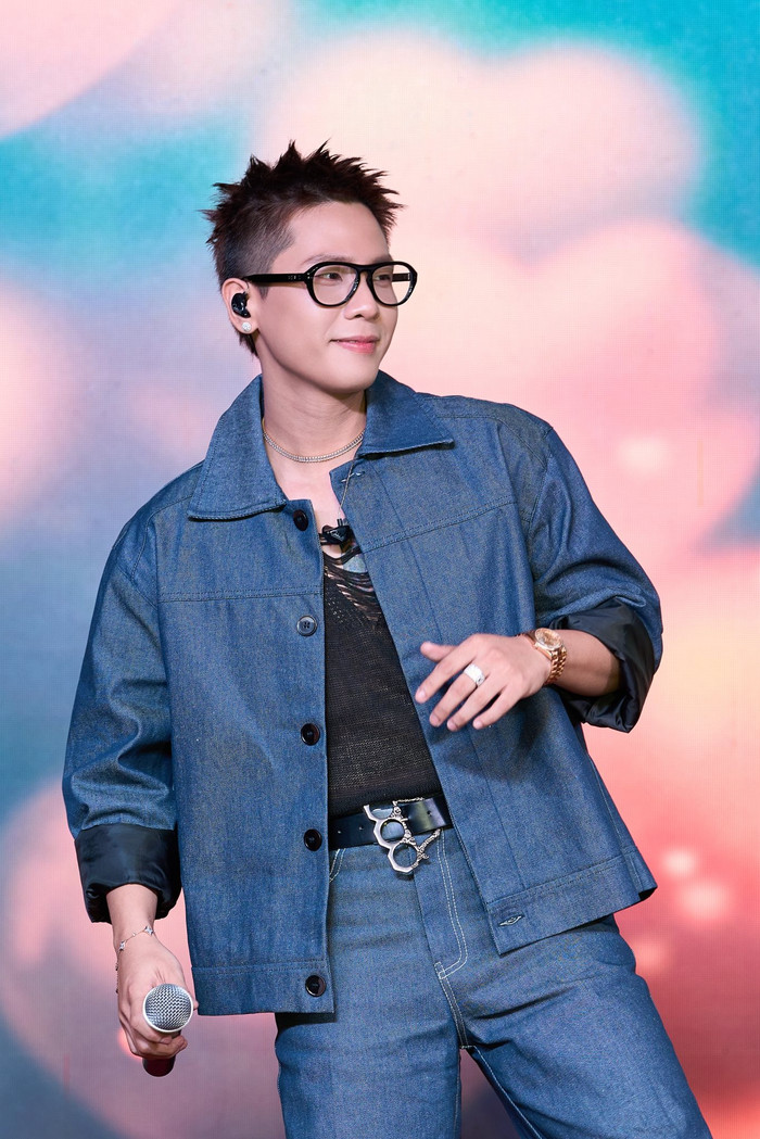 Cộng đồng mạng 'dậy sóng' với đoạn clip của Quân A.P Ảnh 6