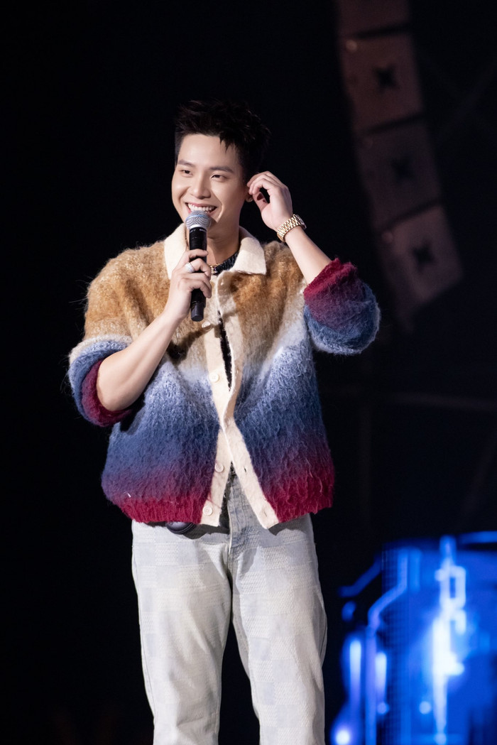 Cộng đồng mạng 'dậy sóng' với đoạn clip của Quân A.P Ảnh 5