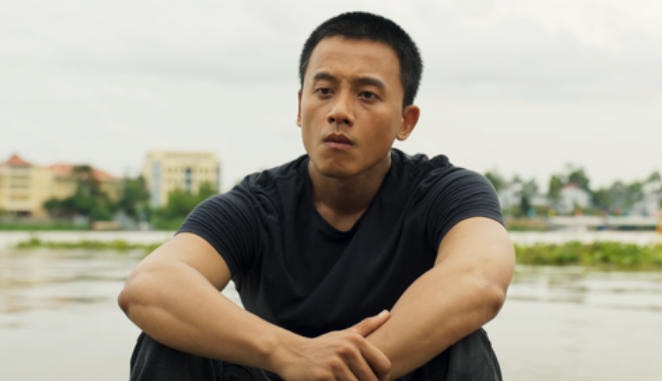 Mai Tài Phến vào vai Tài, người đàn ông làm bốc vác ở chợ cá, trong khi Mỹ Tâm góp mặt với một vai diễn đặc biệt trong phim