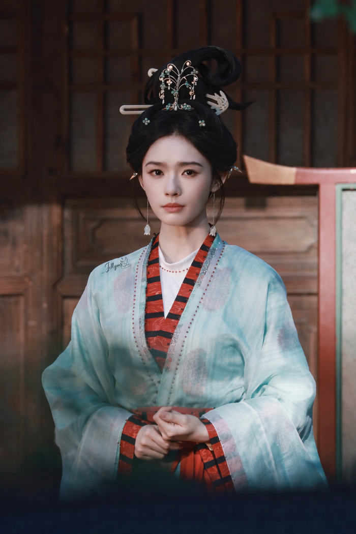 Đường đua phim cổ trang khởi động: Mạnh Tử Nghĩa dẫn đầu, Ngu Thư Hân gặp sóng gió Ảnh 1