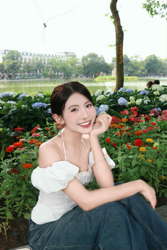 Chang Mây thể hiện sự nghiêm túc với công việc diễn xuất trong tâm thư gửi đến khán giả. Ảnh: FBNV