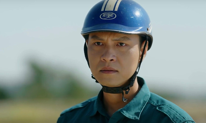 Lợi gặp trở ngại trong quá trình điều hành lực lượng dân quân.