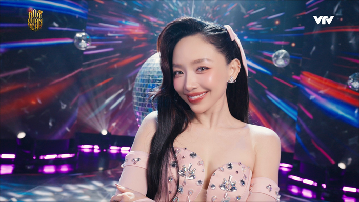 Ngoài Mỹ Tâm, nhiều ngôi sao của Vbiz cũng đổ bộ Hoa Xuân Ca của VTV.