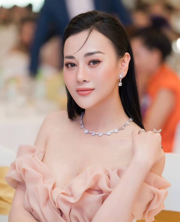 Nỗi khổ của Phương Oanh Ảnh 1