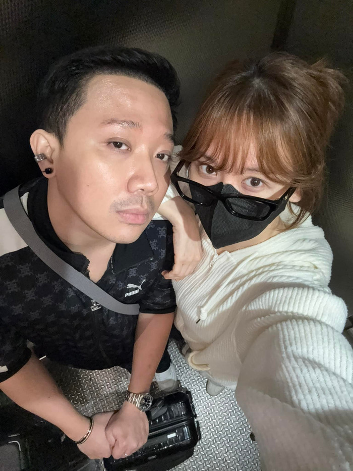 Trấn Thành và Hari Won thoải mái chia sẻ về cuộc sống hôn nhân ở trên mạng xã hội. Ảnh: FBNV