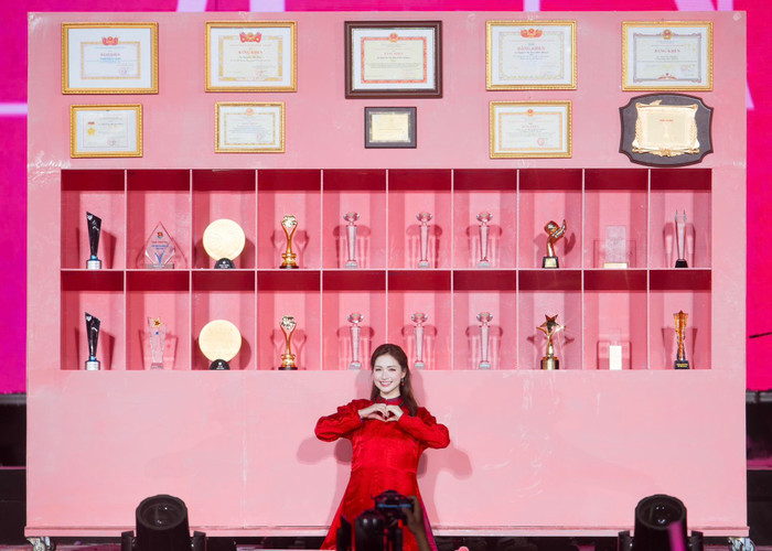 Hòa Minzy tự hào về 'tài sản' đạt được sau vài tháng, ngày càng tăng thêm.