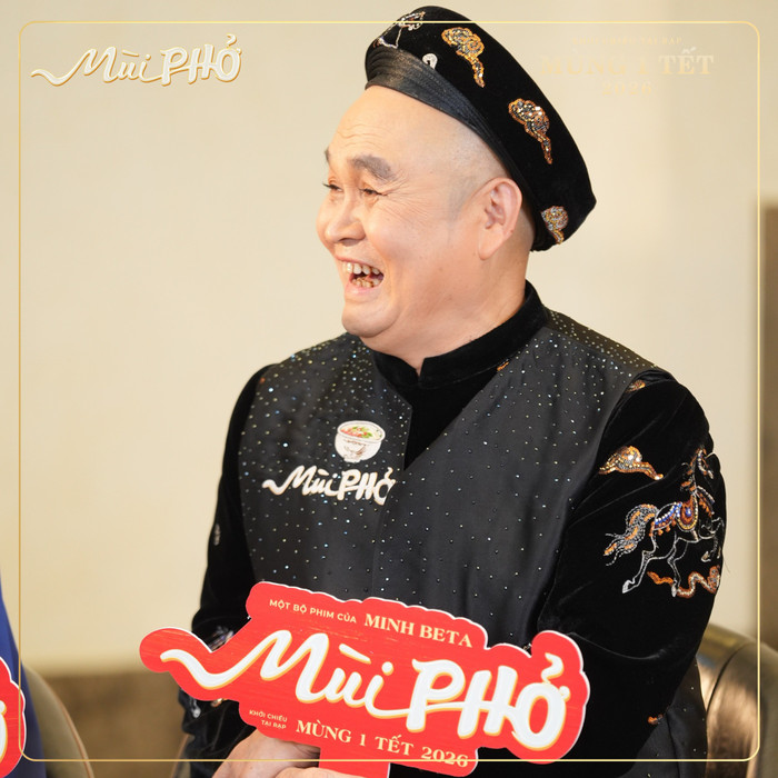 Nghệ sĩ Xuân Hinh đã có những chia sẻ với giới báo chí - truyền thông tại buổi premiere phim Mùi Phở.