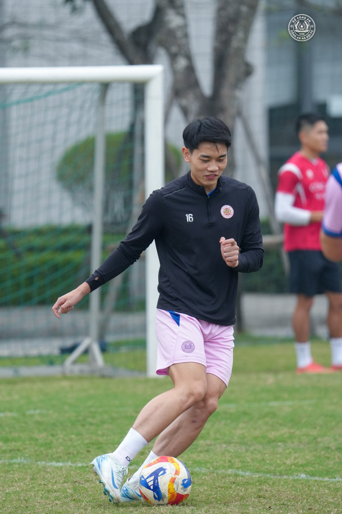 Đình Bắc mới có 1 bàn thắng. Ảnh: CLB CAHN