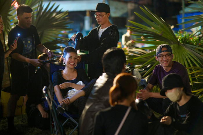 Siêu mẫu Thanh Hằng chia sẻ về quá trình quay phim Madames Thanh Sắc.