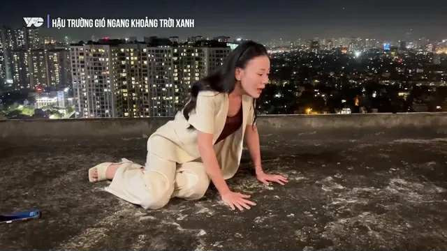 Một trong những phân cảnh tâm lý được đánh giá cao của Phương Oanh trong Gió Ngang Khoảng Trời Xanh. - Ảnh: Hậu trường VFC