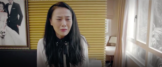 Cuộc hôn nhân đầy đau khổ của Mai trong phim Ngược chiều nước mắt (Ảnh: NSX).