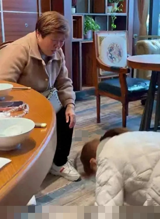 Gặp lại cha mẹ ruột sau 37 năm thất lạc, người phụ nữ cắt đứt quan hệ vì một câu nói Ảnh 4