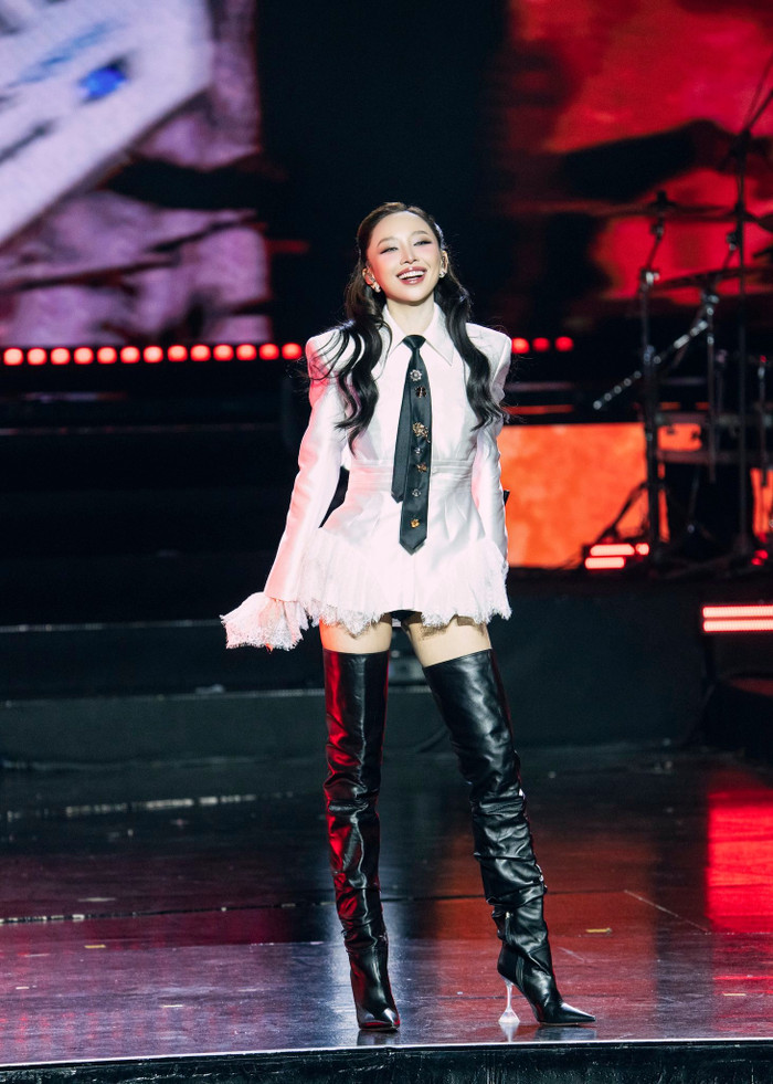 Đoạn clip hơn 4 triệu view của Tóc Tiên, cộng đồng mạng rần rần Ảnh 1