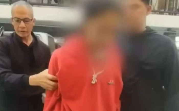 Nghe cha nói mẹ ngoại tình với hàng xóm, con trai gây ra sự việc kinh hoàng Ảnh 2