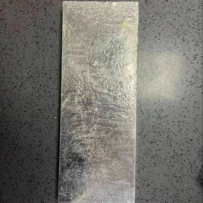 Mua ghế qua mạng, người đàn ông ngỡ ngàng khi nhận thêm 'món quà' giá trị hơn 1 tỷ đồng Ảnh 1