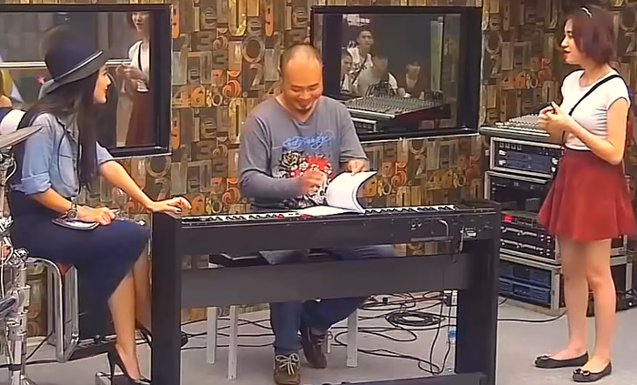 Nữ ca sĩ là cô giáo của Hòa Minzy, nhan sắc xinh đẹp nhất nhì showbiz Ảnh 1